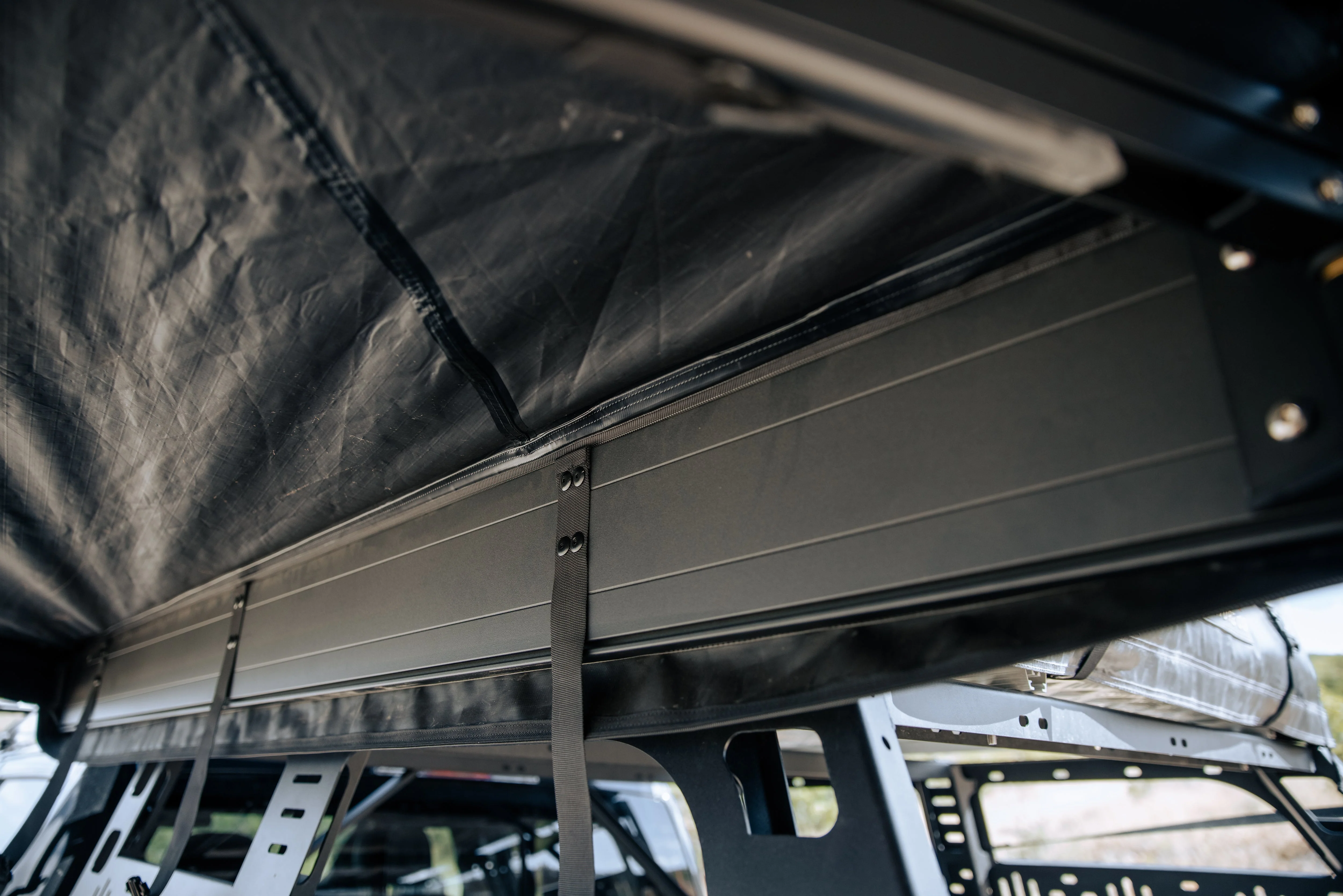 Roam Adventure Co ARC 270 Awning - Image 22