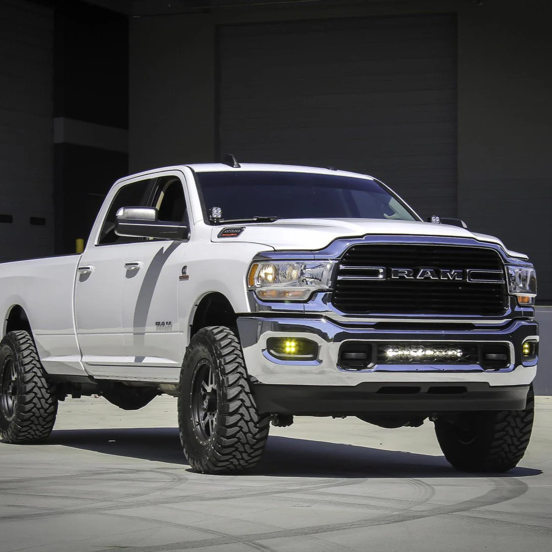 Baja Designs S8 20 Inch Grille Lower Light Bar Kit for Ram 2500/3500 (2019-2024) - Image 2
