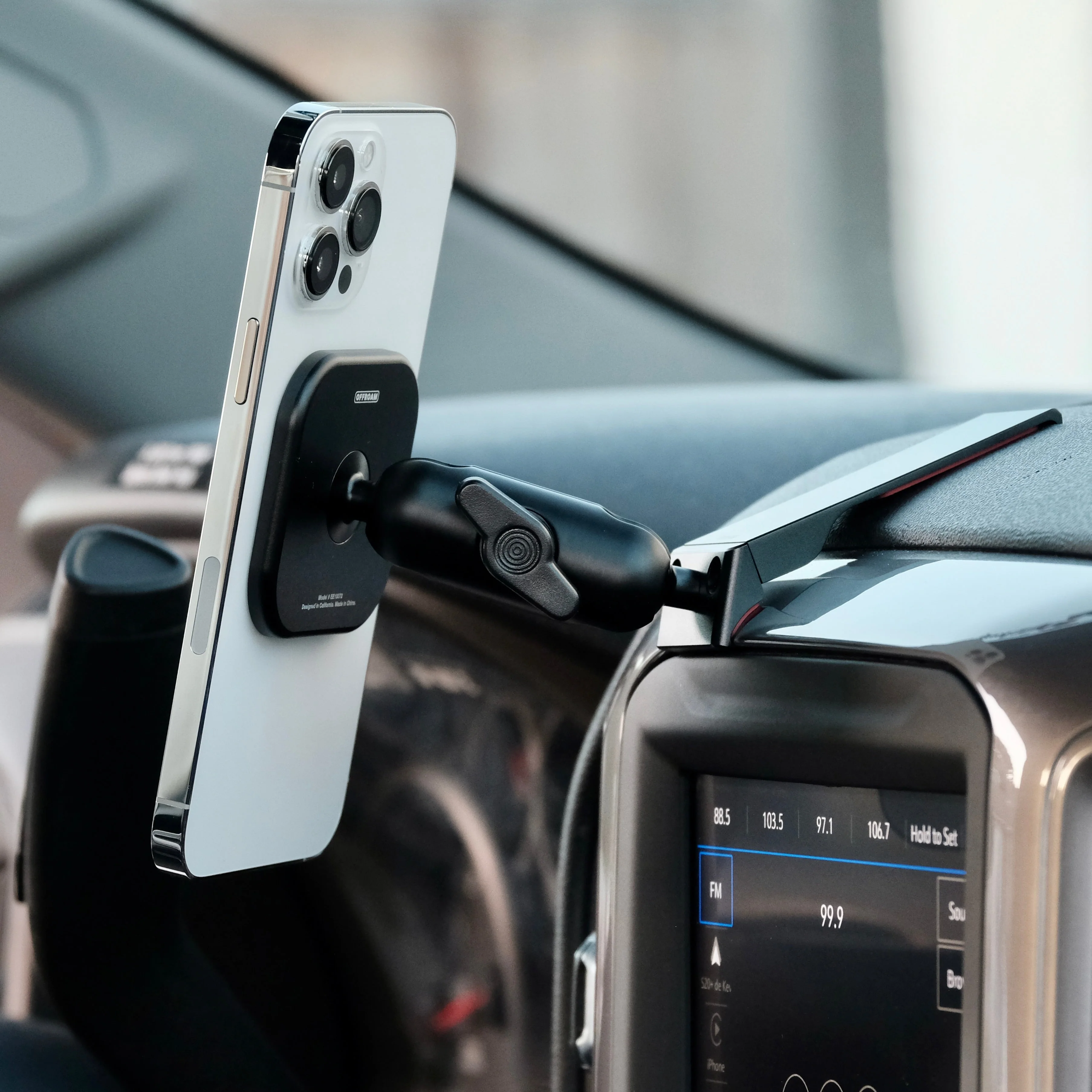 Offroam MagSafe-compatible Phone Mount for Chevrolet Silverado (2019-2026), Silverado HD (2020-2026), GMC Sierra 1500 (2019-2021) & Sierra HD (2020-2023 ) with 7-in.|8-in. display