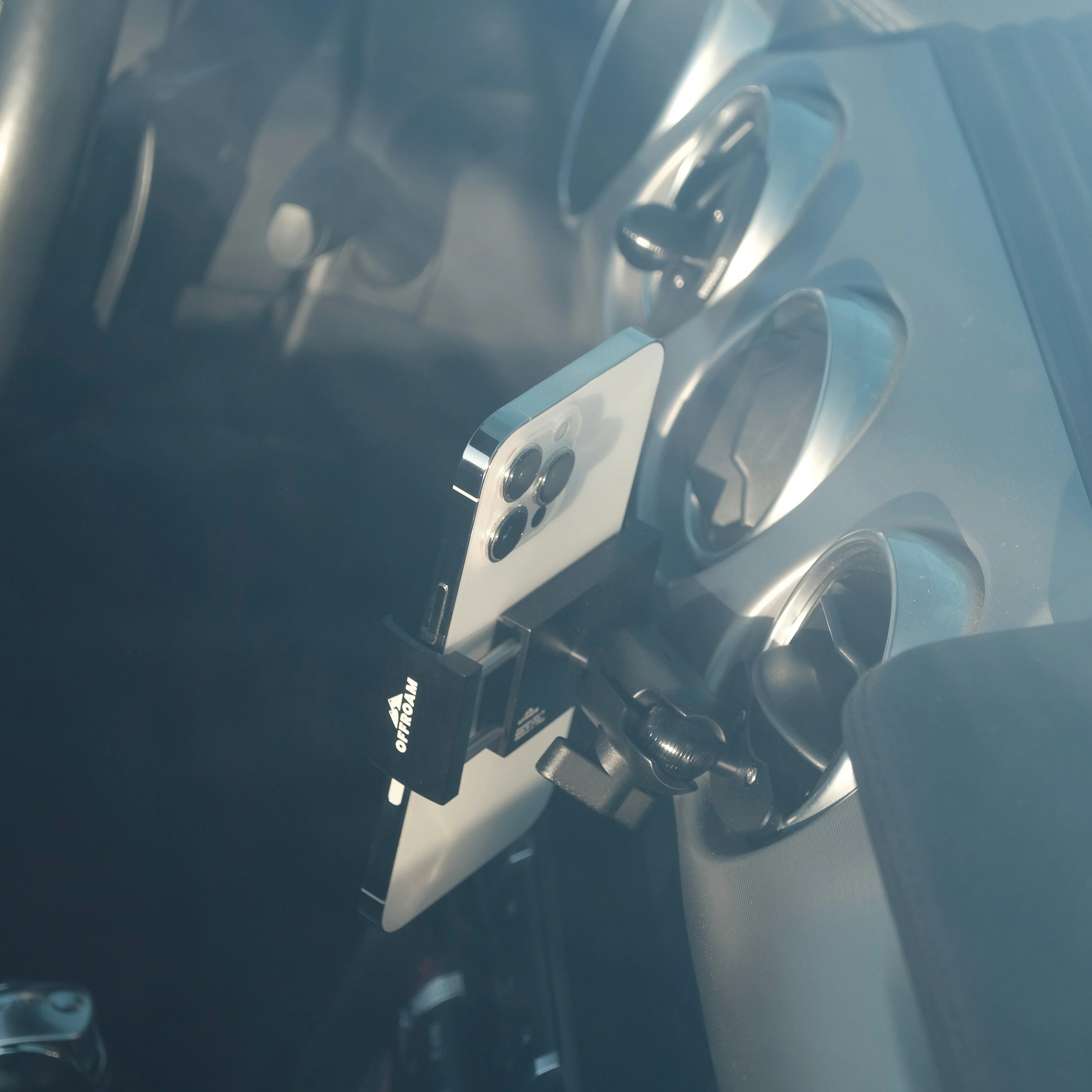 Offroam Phone Mount for Ford Mustang (2015-2023) - Image 6