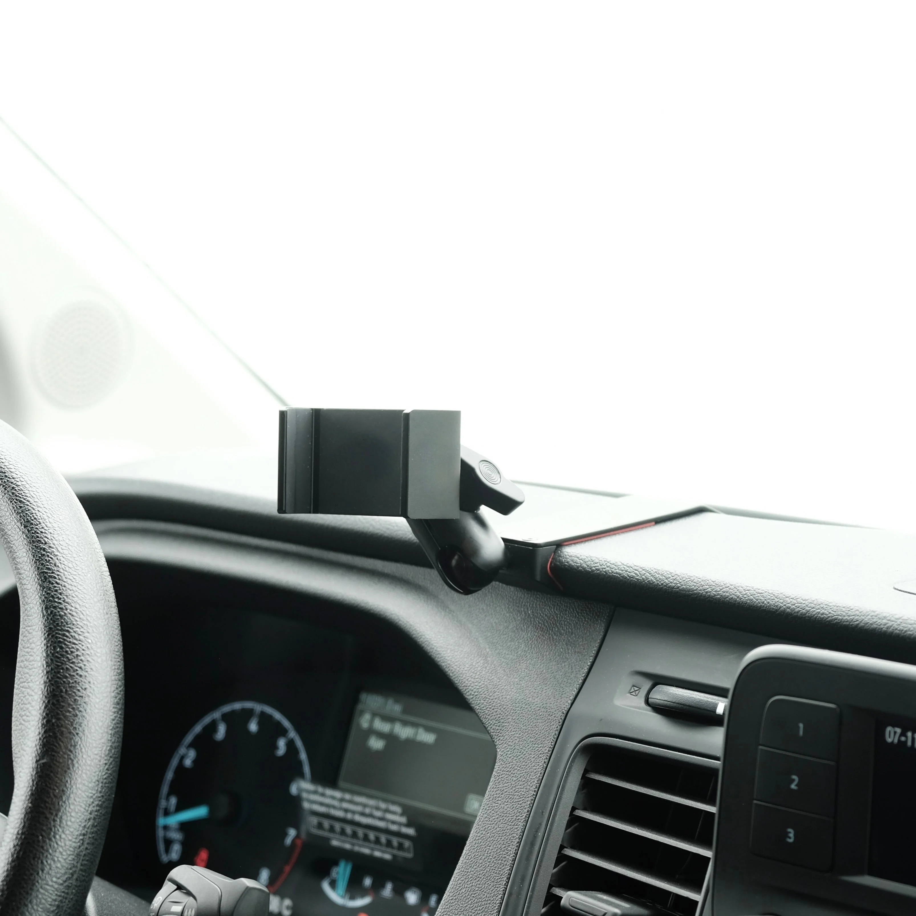 Offroam Phone Mount for Ford Transit (2020-2025) - Image 3