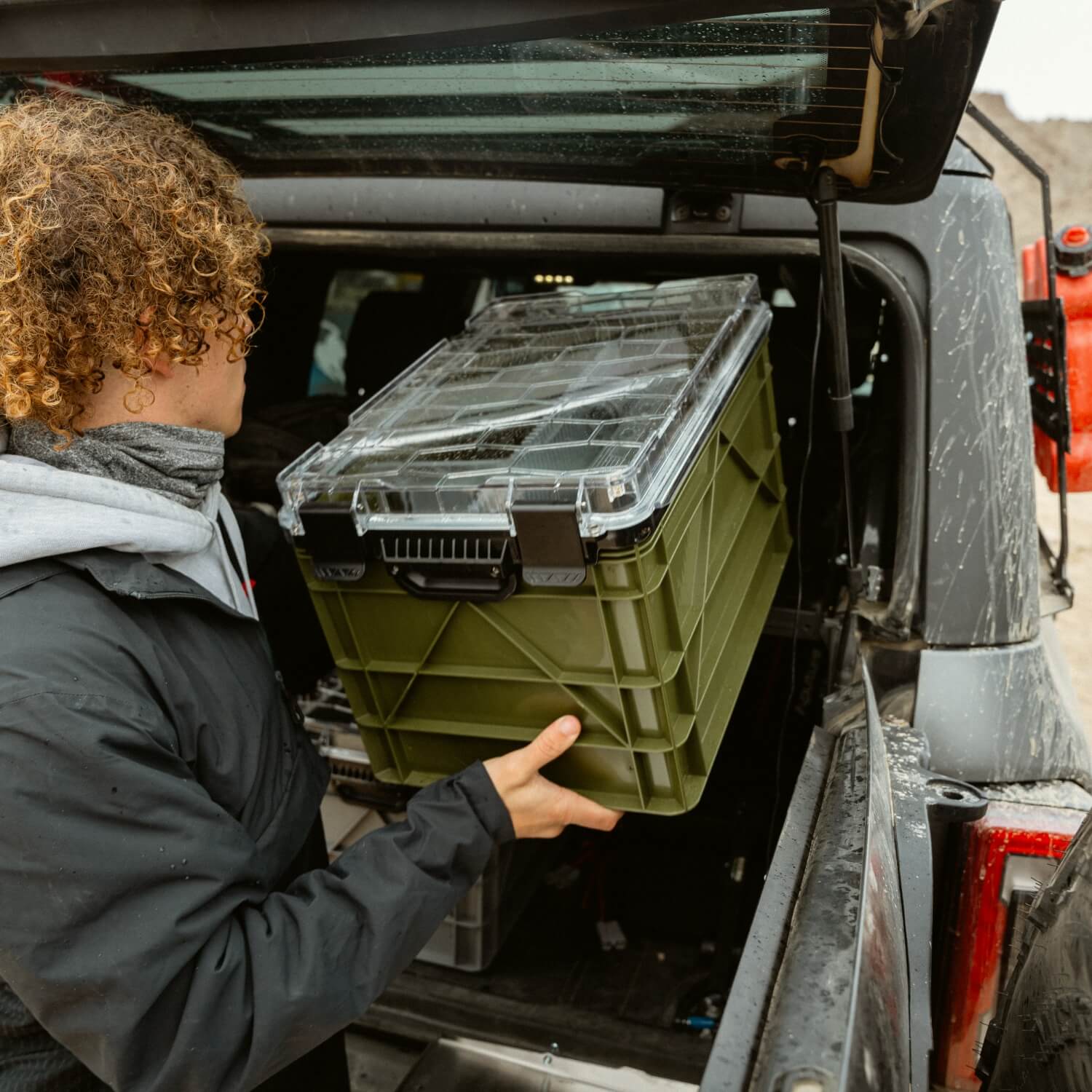Sidio Full Size Weather Resistant Crate - Image 101
