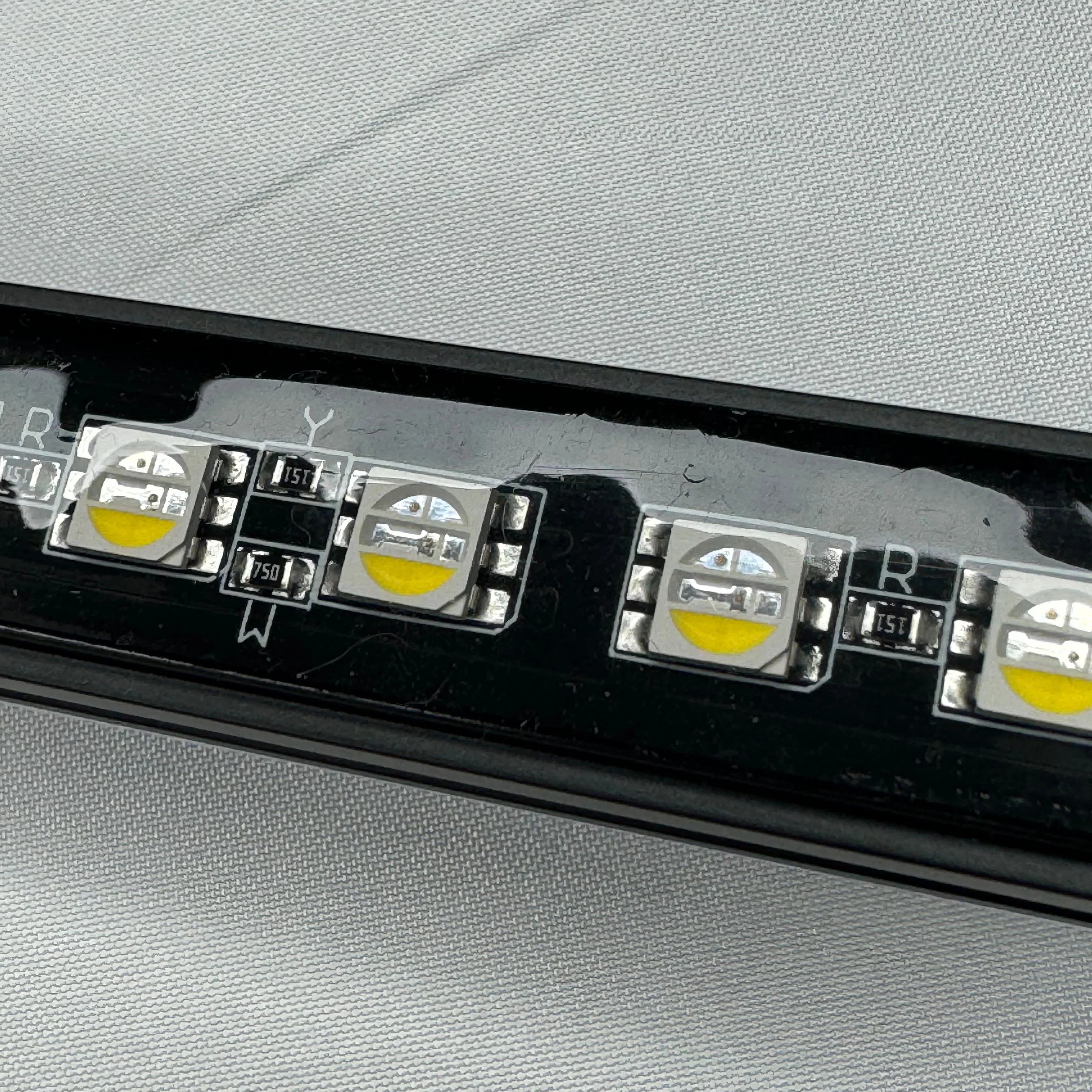 GoFluxx 24 Inch Tri-Color Dimming LED Strip (White/Red/Amber) - Image 11