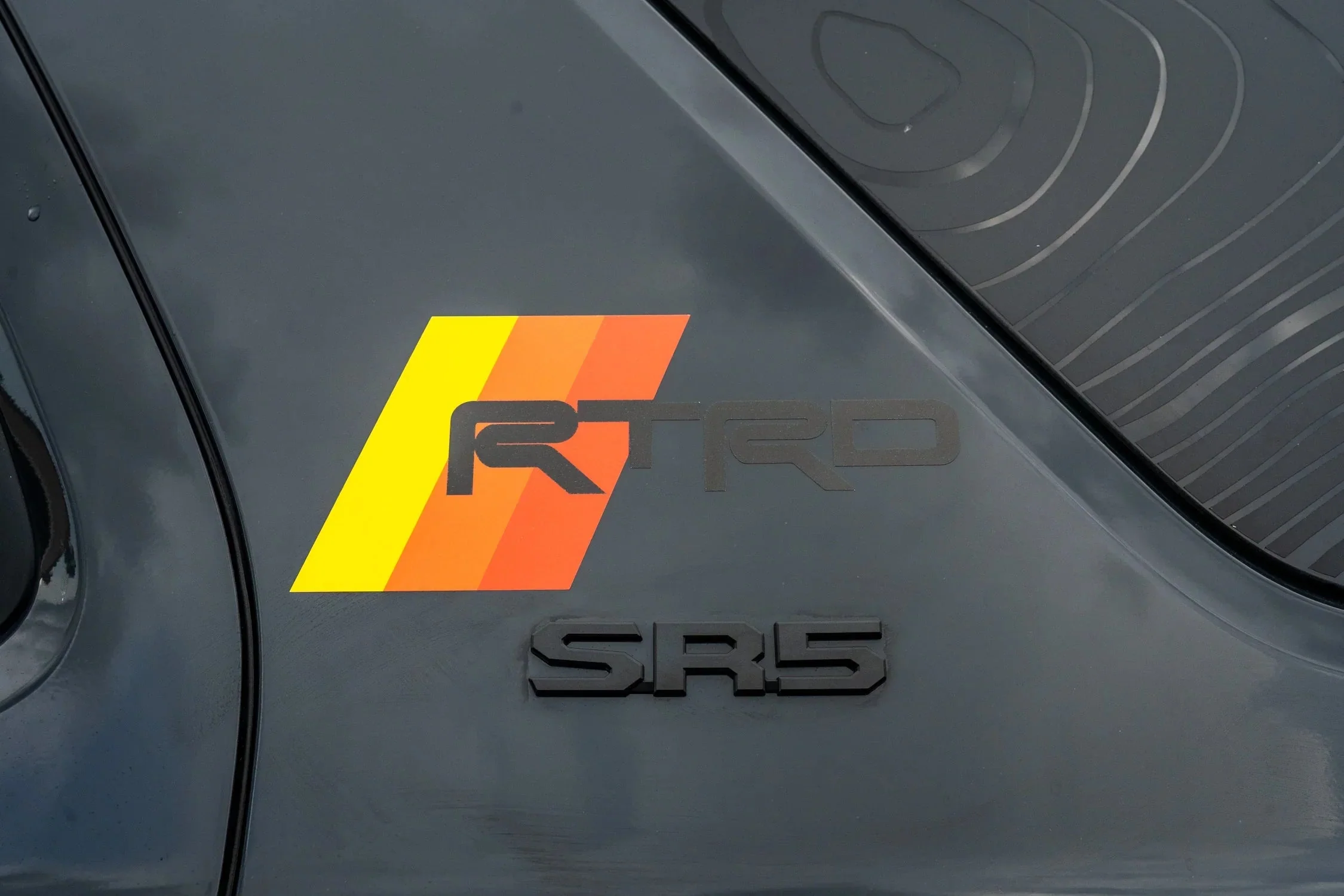 StickerFab Heritage RTRD Fender Decals for all Toyota Vehicles (Sold as Pair) - Image 4