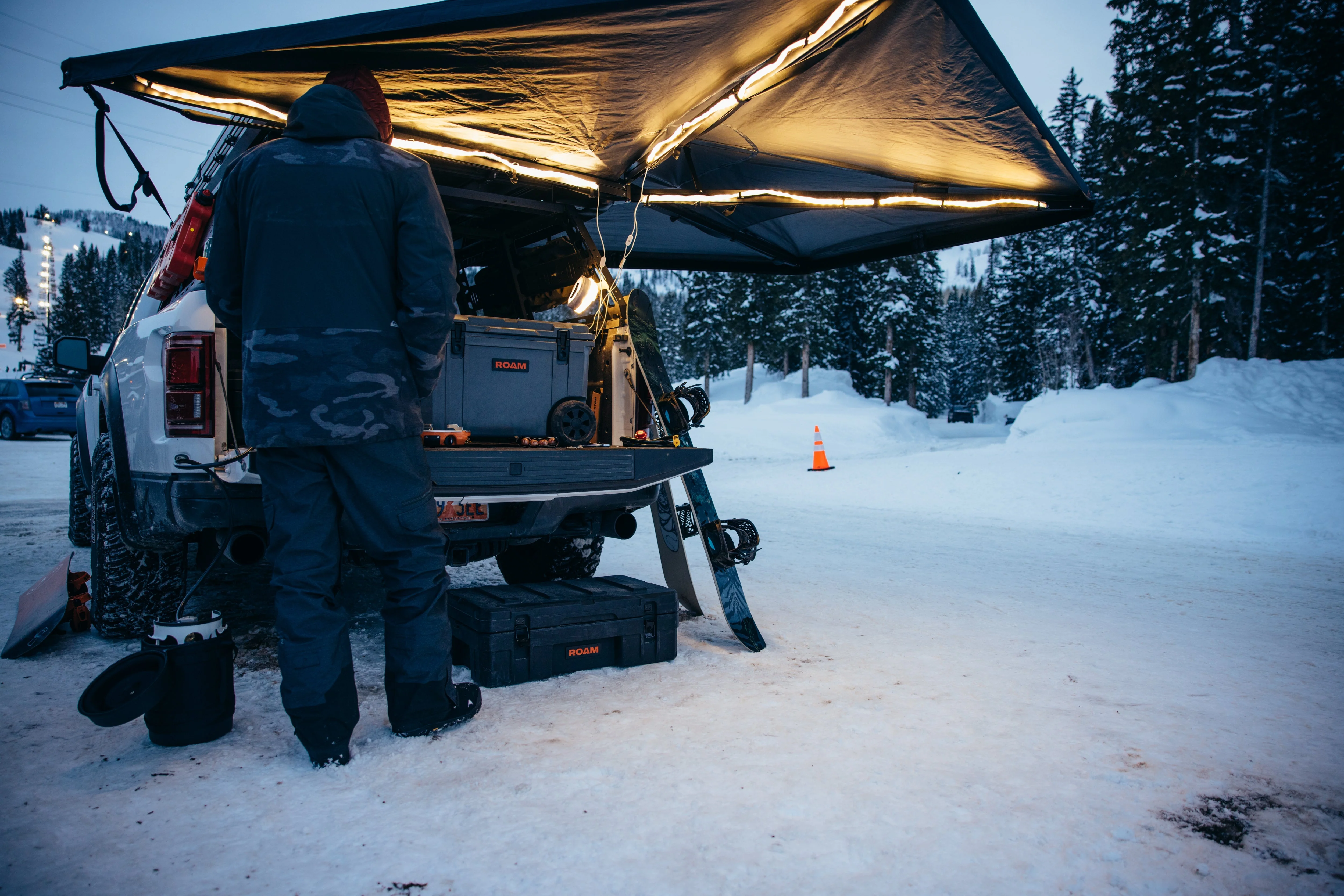 Roam Adventure Co LED Track Light - Image 8
