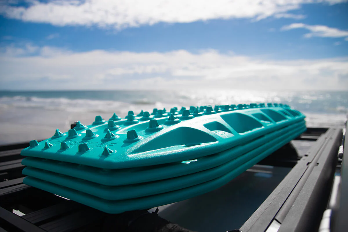 MAXTRAX MKII Turquoise Recovery Boards - Image 2