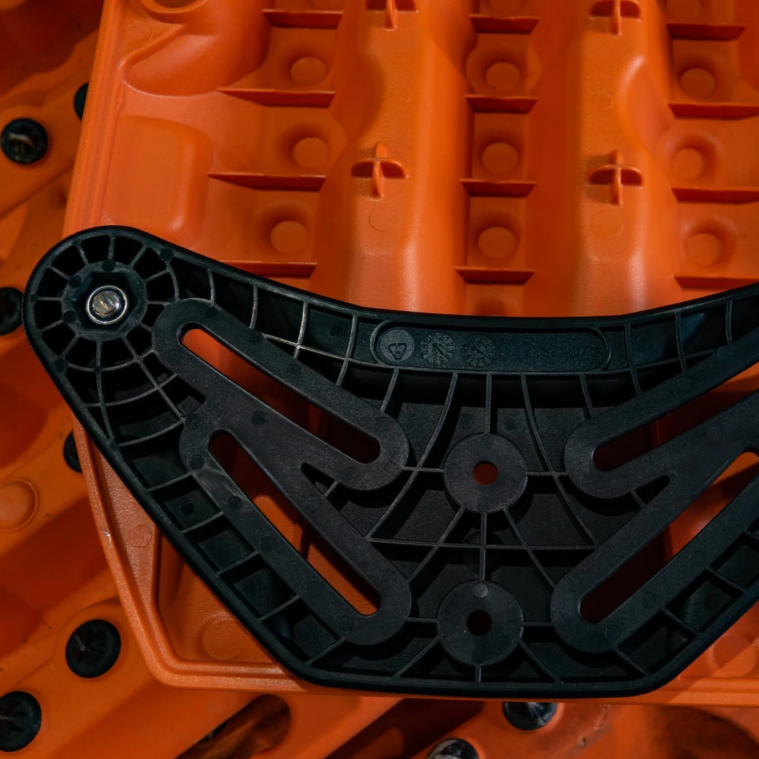 MAXTRAX Recovery Board Flat Rack Mount - Image 3