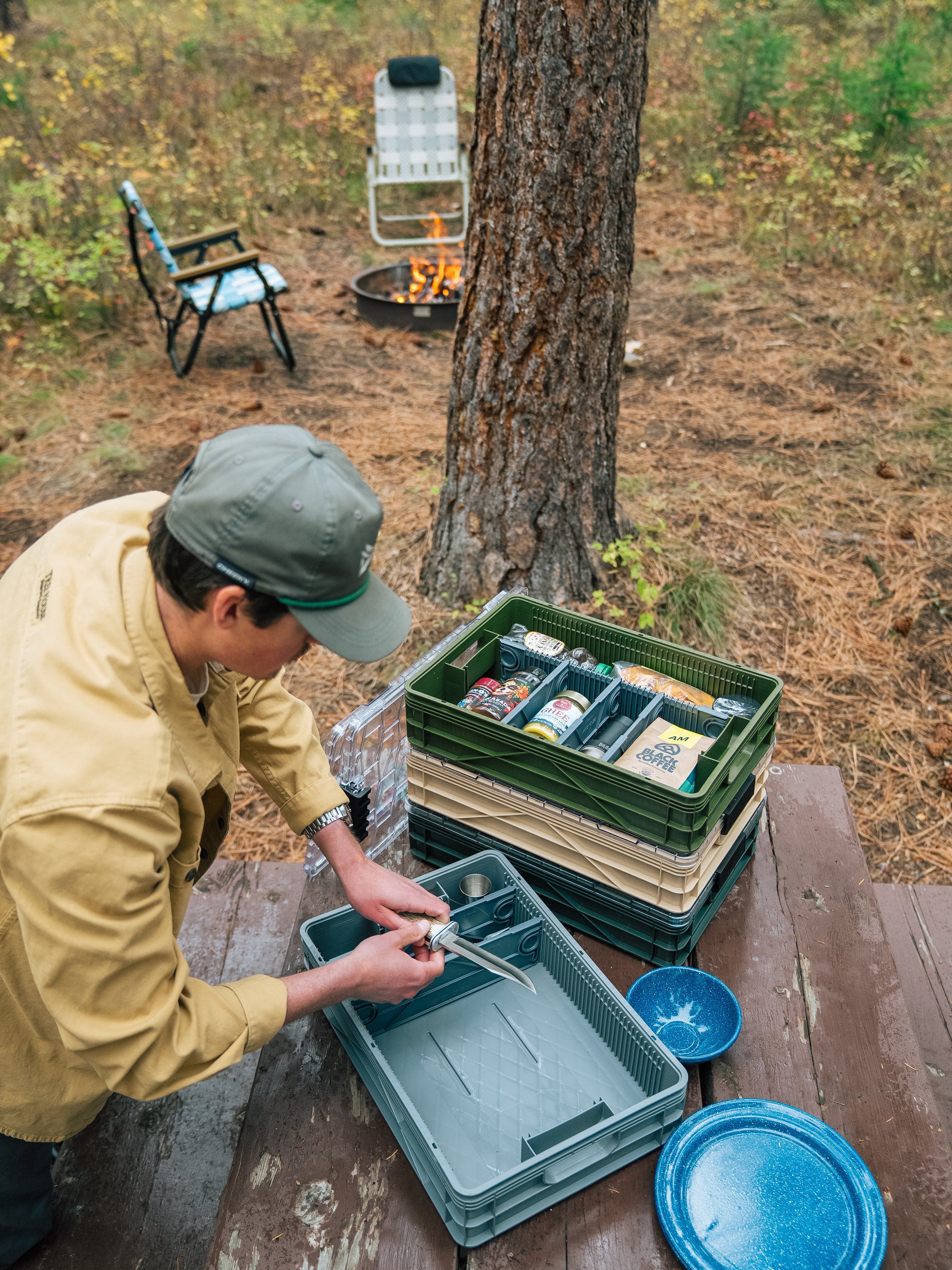 Sidio Quarter Size Weather Resistant Crate - Image 98