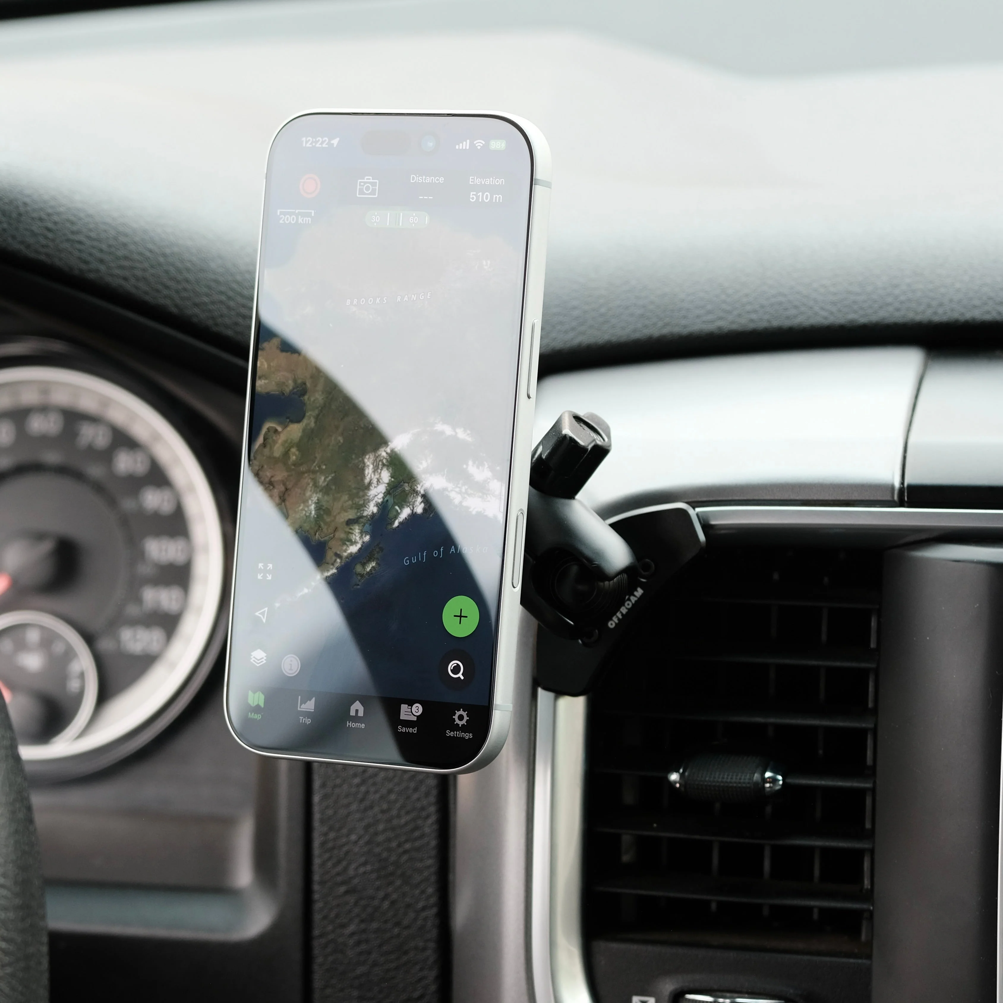 Offroam MagSafe-compatible Phone Mount for Ram 1500/2500/3500 (2013-2018) & 1500 Classic (2019-2024) - Image 3
