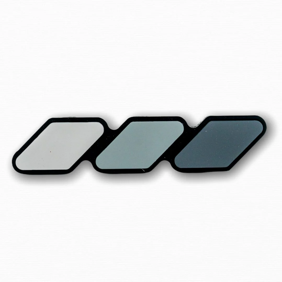 Standard Grille Badge - Image 4