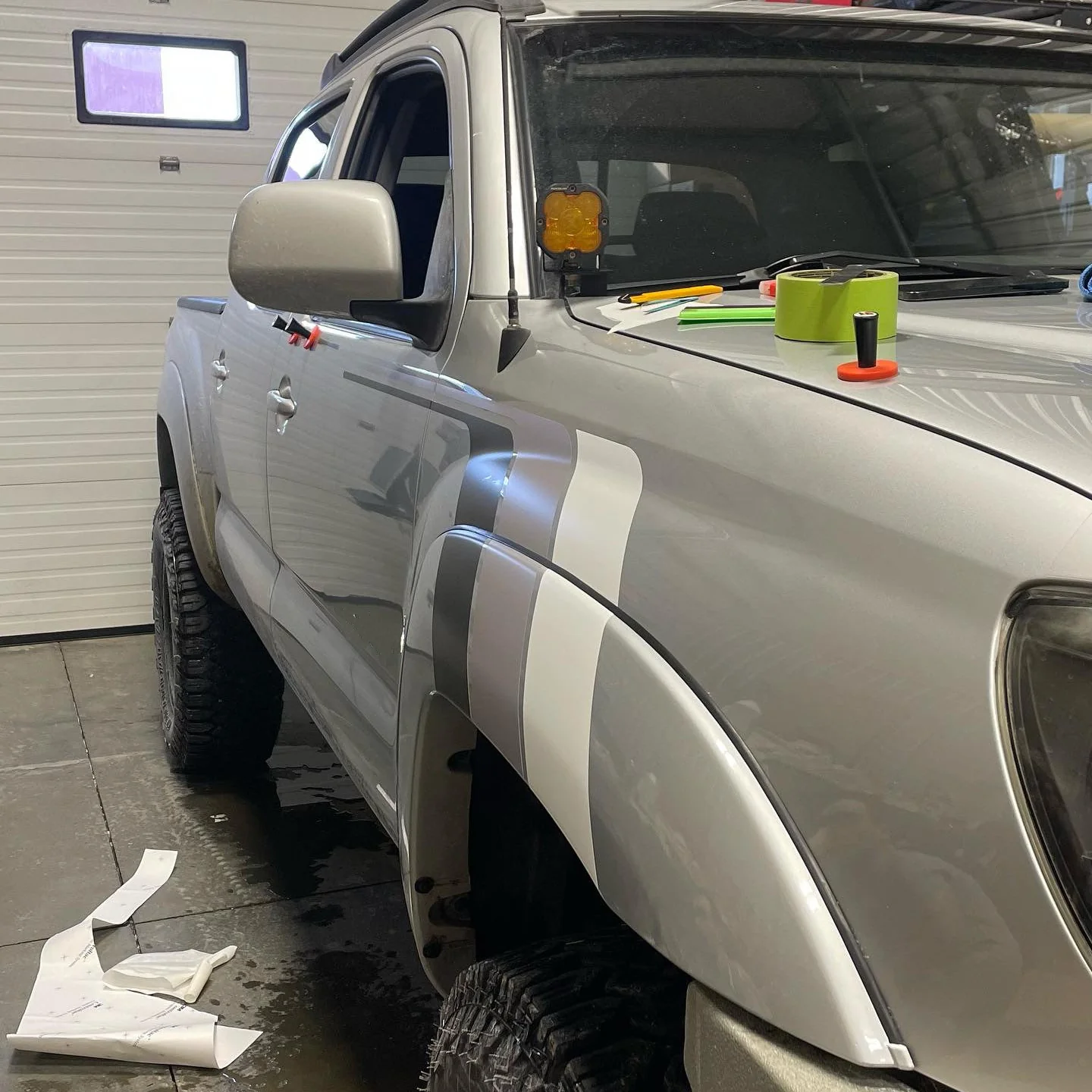 Taco Vinyl Universal Retro Side Stripes - Image 2