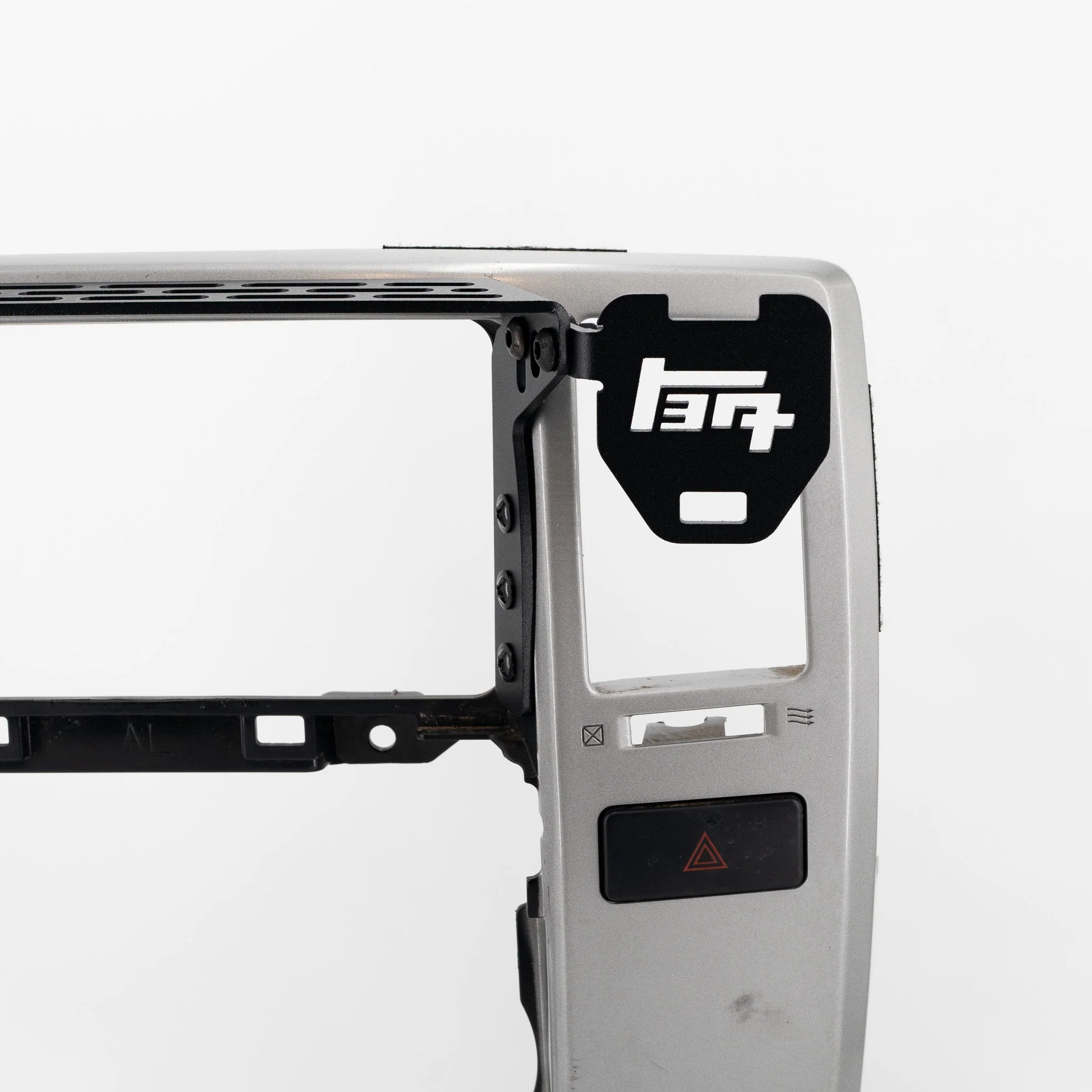 TEQ Offroad Phone Mount & Center Console Modular Accessory Dash Mount for 4Runner (2003-2009) - Image 12