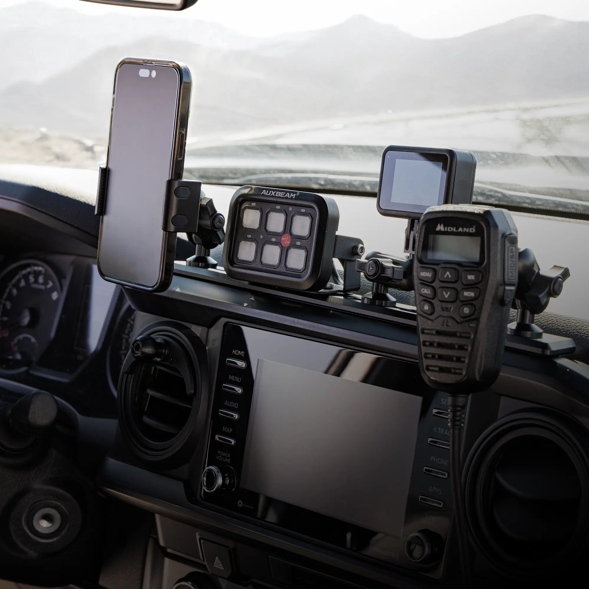 Tackform TRAXX™ - Slim Track Dash Bracket with 20LITE Phone Mount for Toyota Tacoma (2016-2023) - Image 4