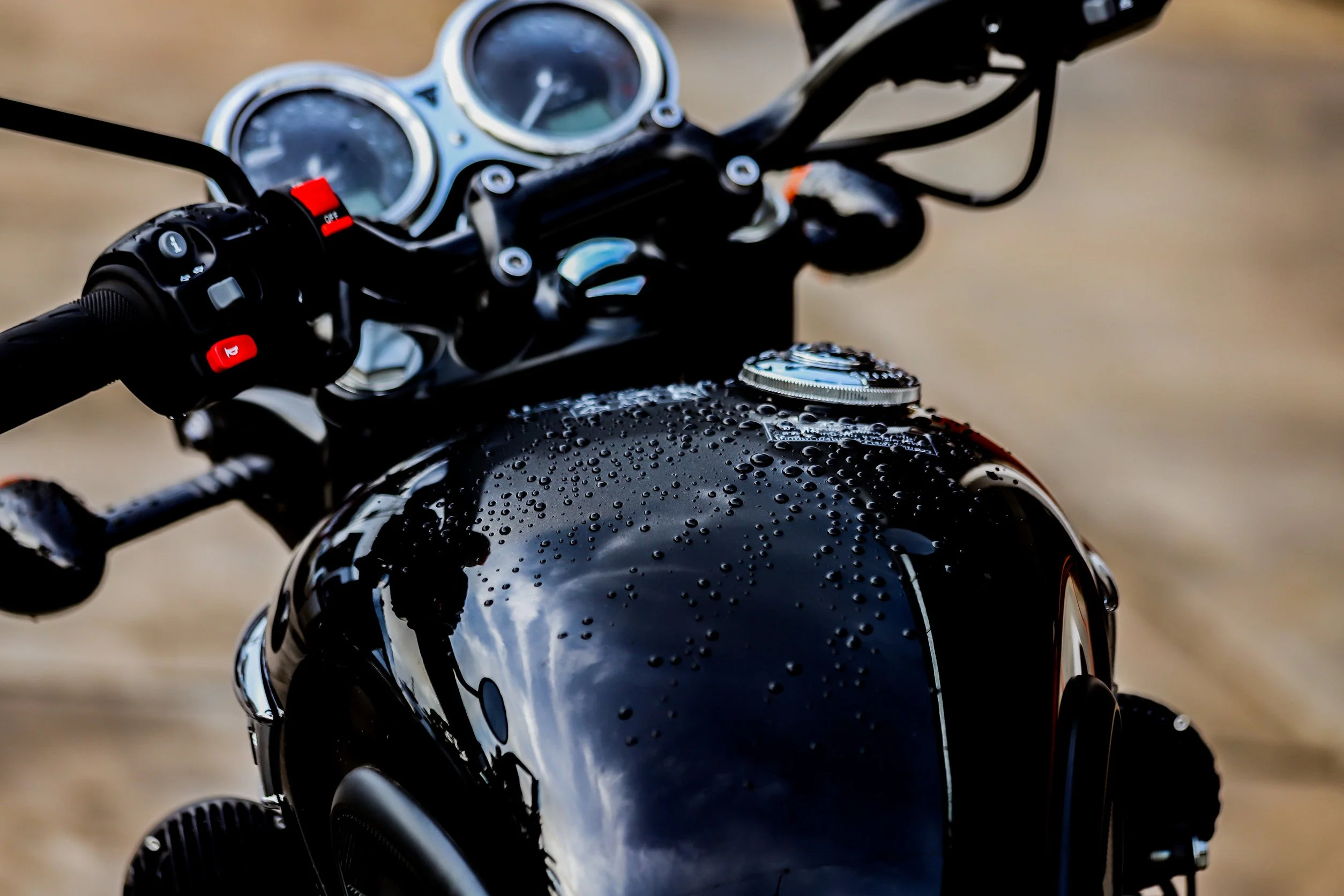 WASH&WHIPS MotoPro Motorcycle Detailing Kit (Bug Remover, Leather Care, Ceramic Spray) - Image 15